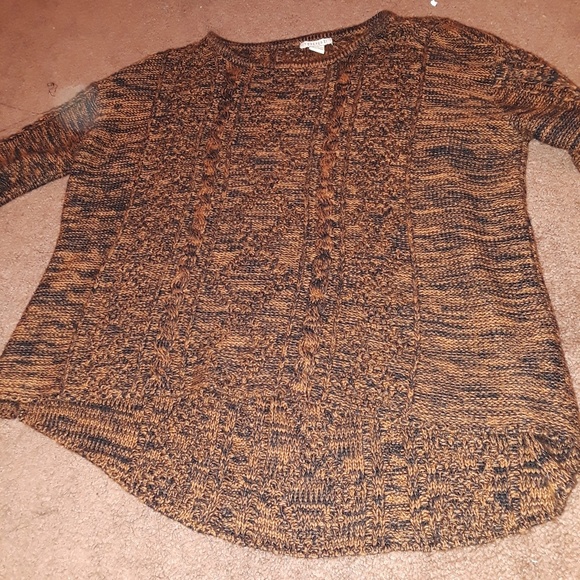 Light sweater - Picture 1 of 3